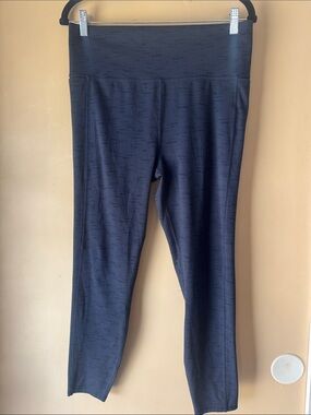 Vuori Navy High-Waist Leggings
